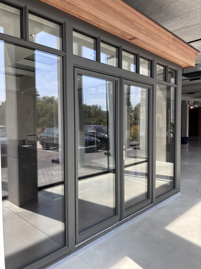 Toonzaalveranda in steellook – toonzaalmodel Veranda's Janssens, foto 2