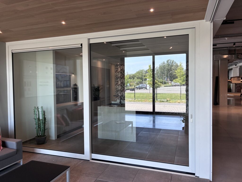 Toonzaalveranda met pergola – toonzaalmodel Veranda's Janssens, foto 2
