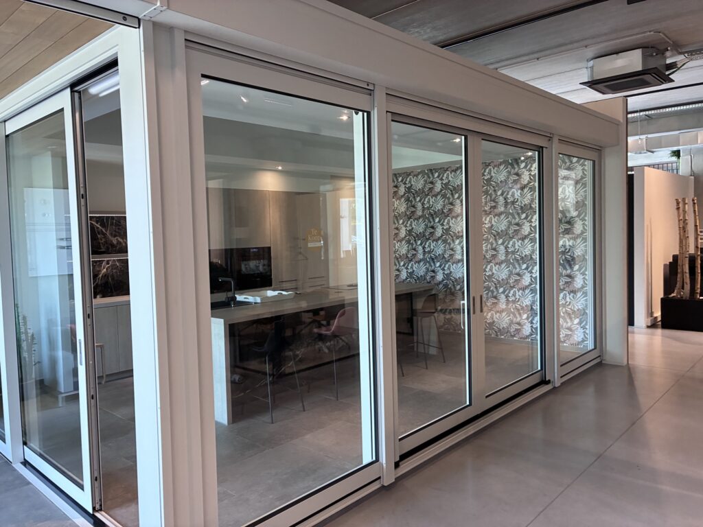 Toonzaalveranda met pergola – toonzaalmodel Veranda's Janssens, foto 5
